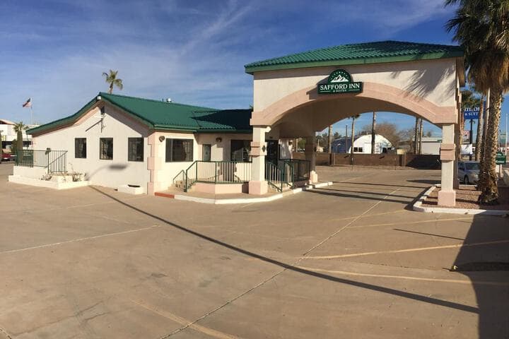 Days Inn by Wyndham Safford AZ photo 4