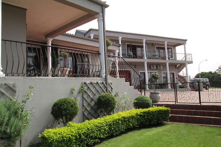 Sea Whisper Guest House & Self Catering photo 3