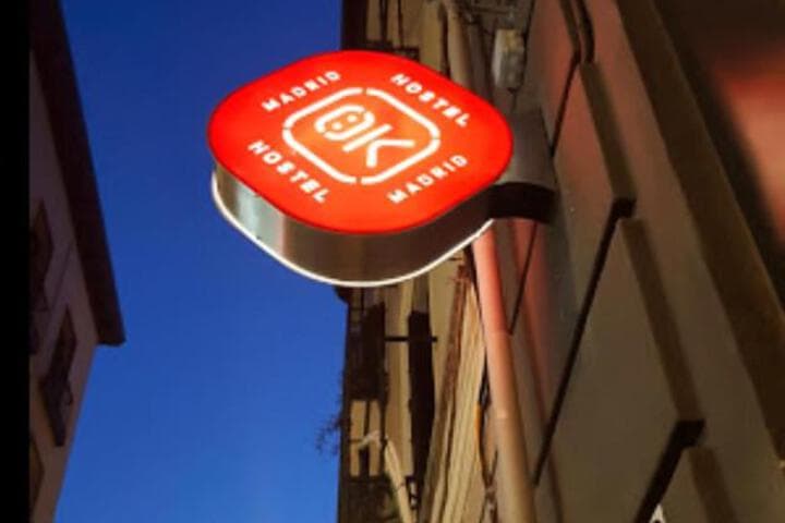 Ok Hostel Madrid photo 4