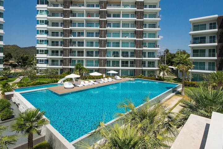 The Sea Condominium photo 5
