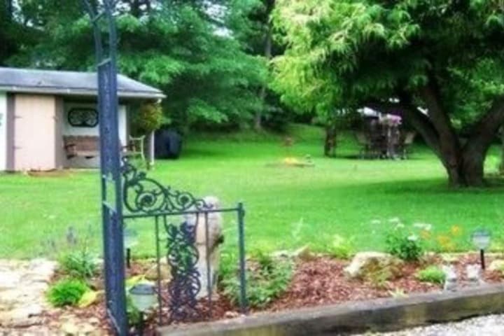 The Pines of Dresden B&B photo 3