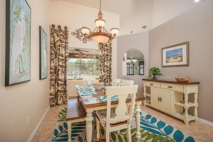 Splashing Dolphins 3 Bedrooms Private Pool Pet Friendly WiFi Sleeps 9 photo 4