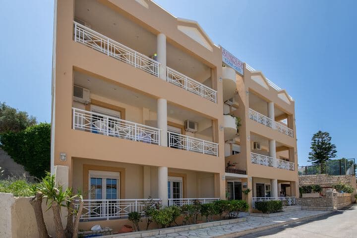 Sunrise Studios & Apartments photo 5