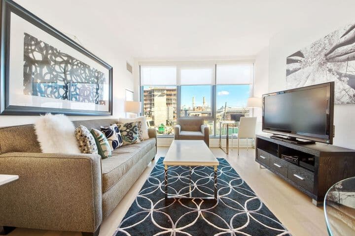Global Luxury Suites at the Wharf photo 1