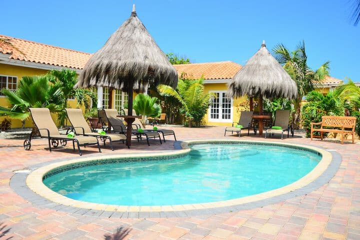 Druif Beach destination view