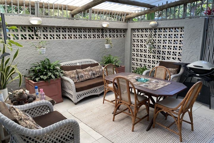 Eden Rose Manor photo 2