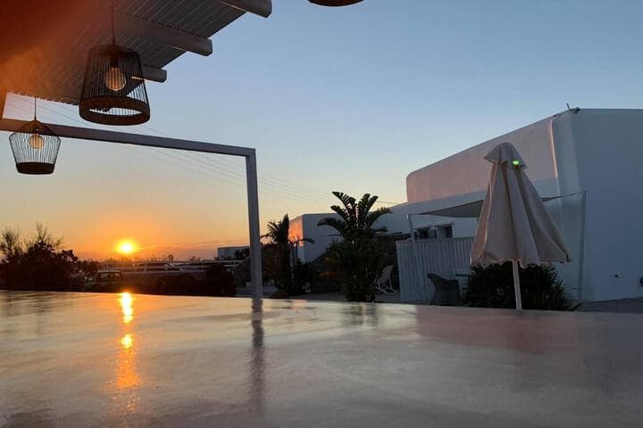 Queen Boutique Suites photo 3