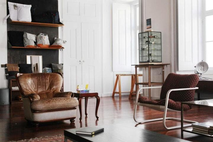 Lost Lisbon :: Cais House photo 3