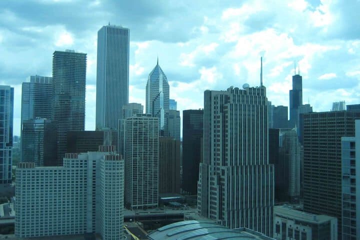 Chicago Downtown Condo Michigan Ave Suite ID 14 15 photo 2