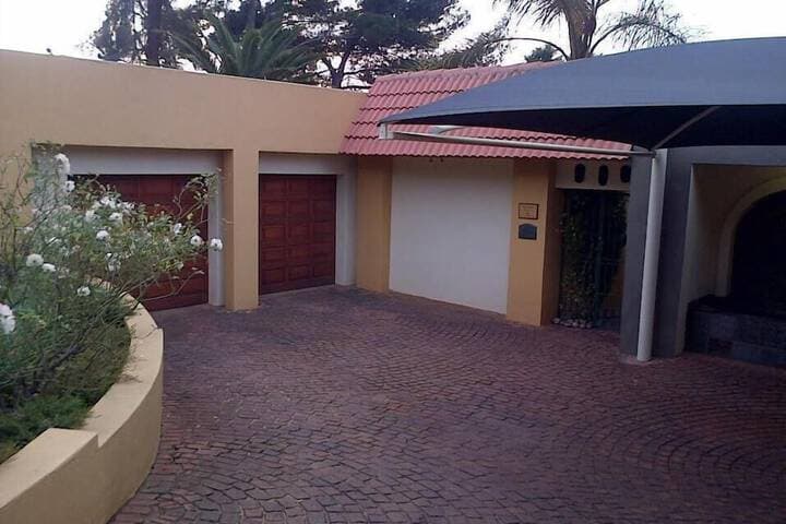 Jubilee Lodge Guest House photo 4