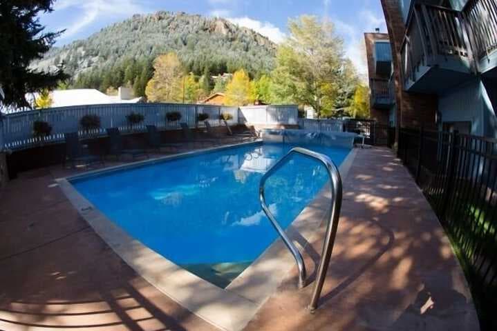Shadow Mountain Lodge photo 5