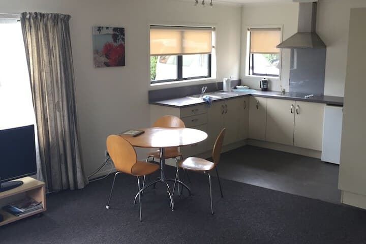 Our Beach House Raglan West photo 2