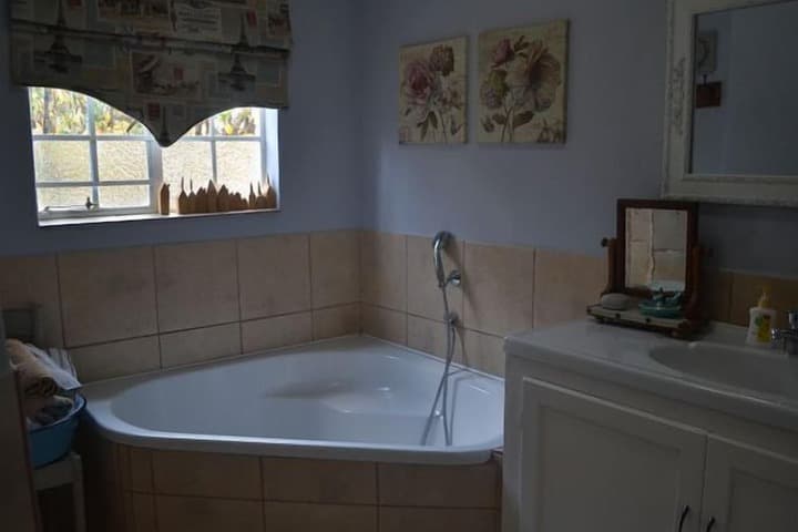 Ambleside Clarens Self Catering Cottages photo 4
