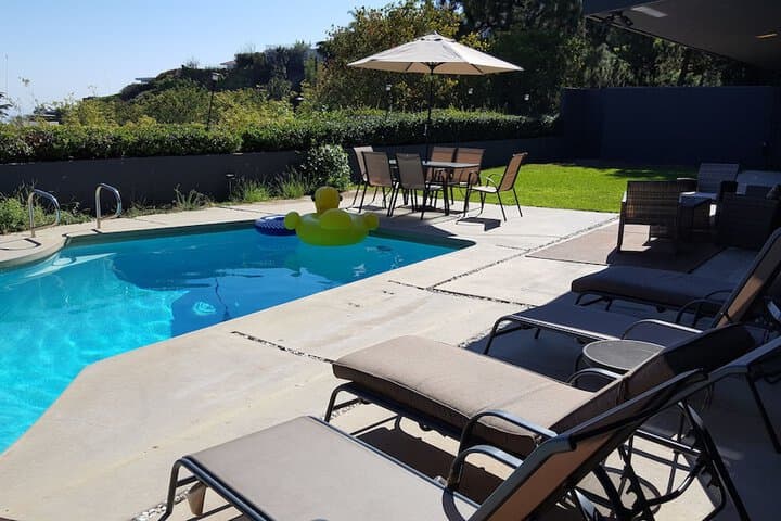 4 Bedroom Celebrity House with Pool & City View photo 4