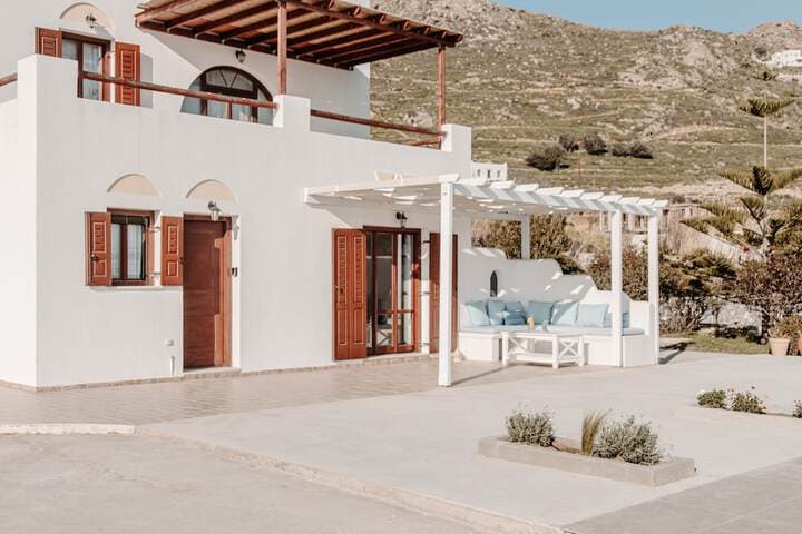 Villa of Roses Private villa with pool photo 2