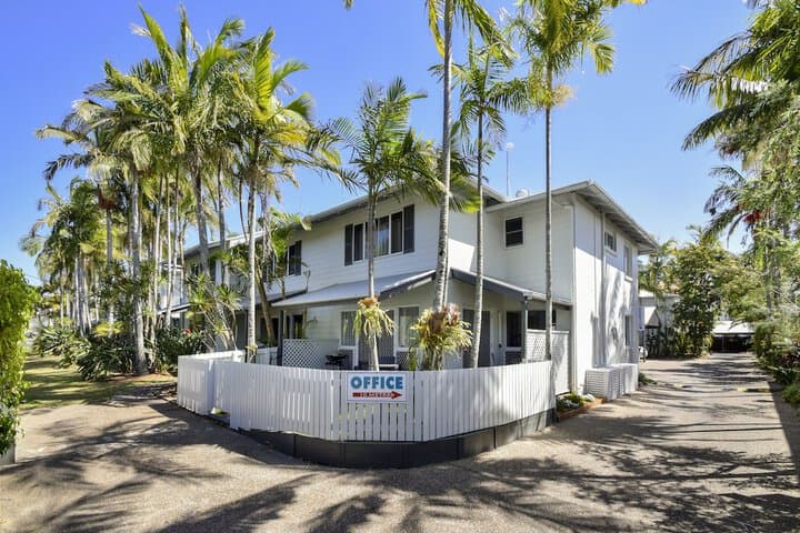 Coco Bay Resort photo 2
