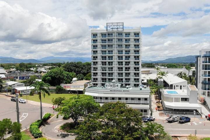 Oaks Townsville Metropole Hotel photo 4