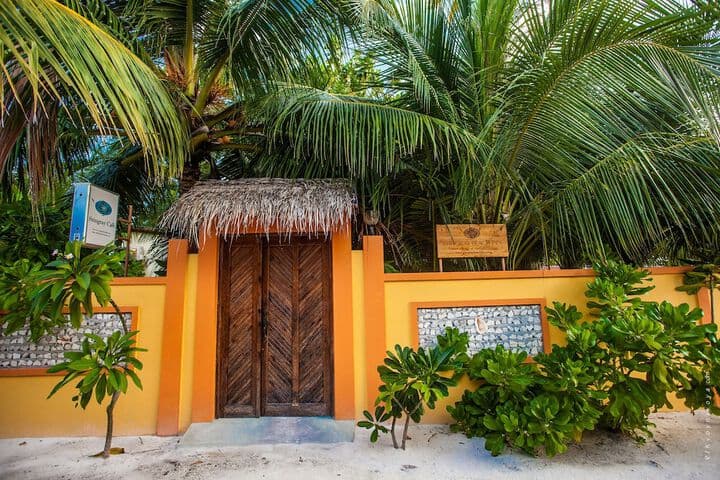 Stingray Beach Inn photo 5