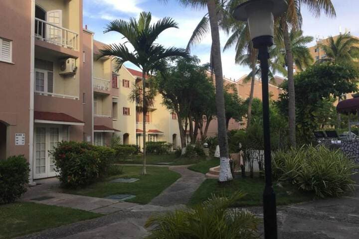Fishermans Point Resort photo 3