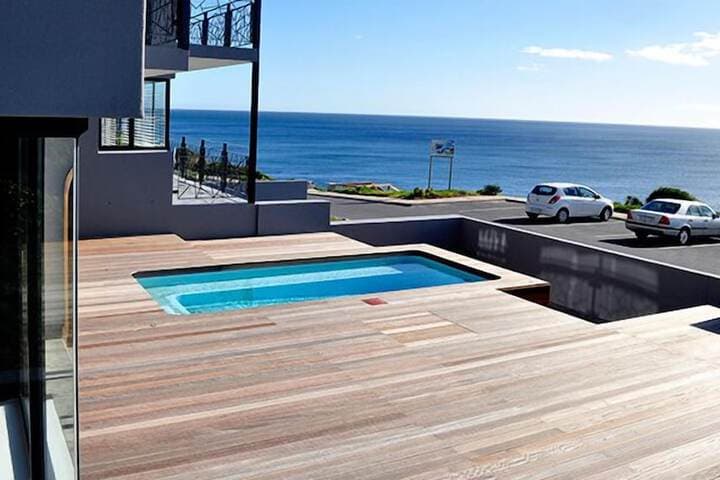 65onCliff photo 3