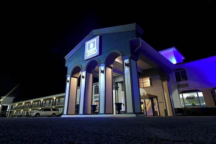 Boardwalk Suites Lafayette photo 4