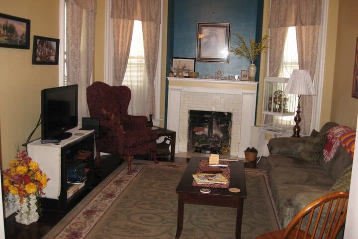 Bayberry House Bed & Breakfast photo 4