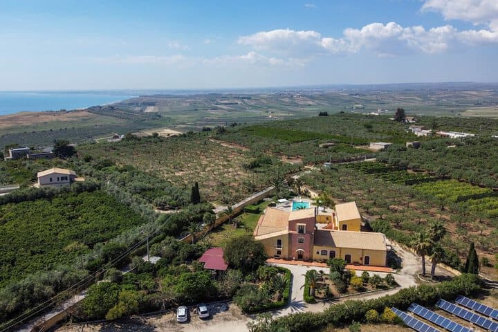 Torre Tabia photo 4