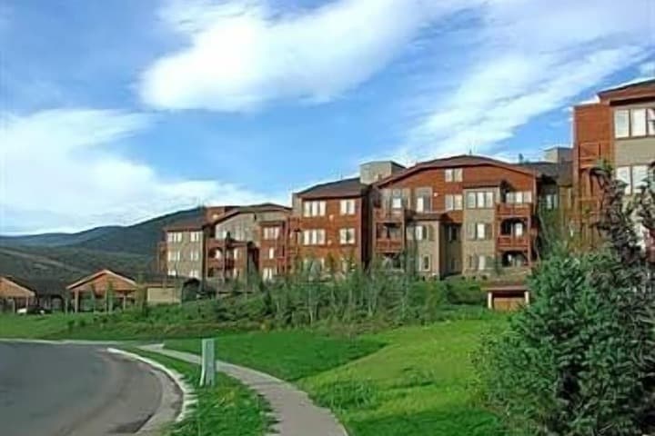 Crestview Condominiums by All Seasons Resort Lodging photo 3
