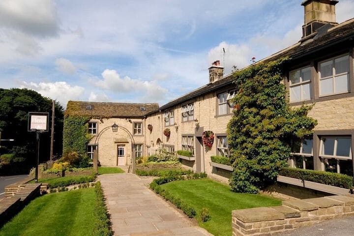 The Fleece Inn photo 1