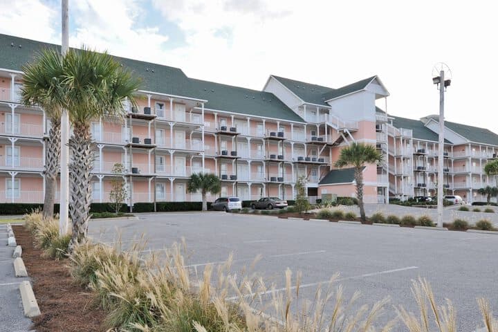 Grand Beach Condominiums by Wyndham Vacation Rentals photo 5