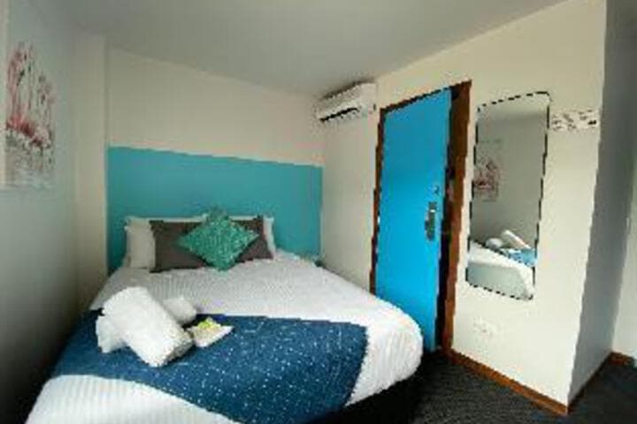 Base Backpackers St. Kilda photo 3