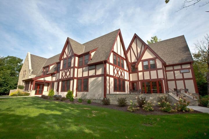 The Inn at Shattuck St. Marys photo 2