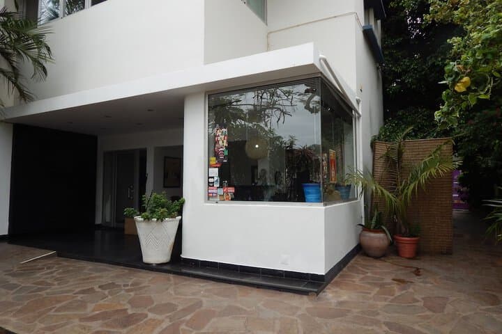Jacaranda Guesthouse photo 5