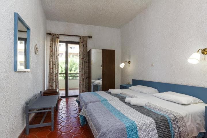 Emmanuel Apartments photo 2