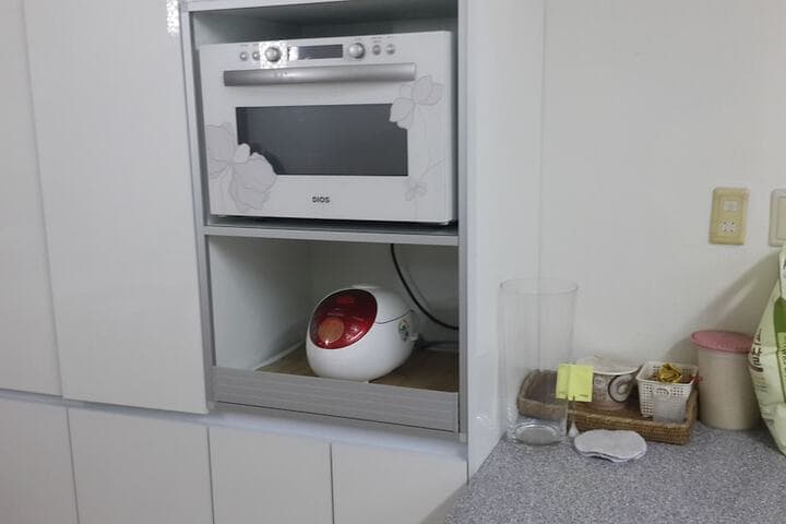 Spacious Apartment in Central Seoul photo 4
