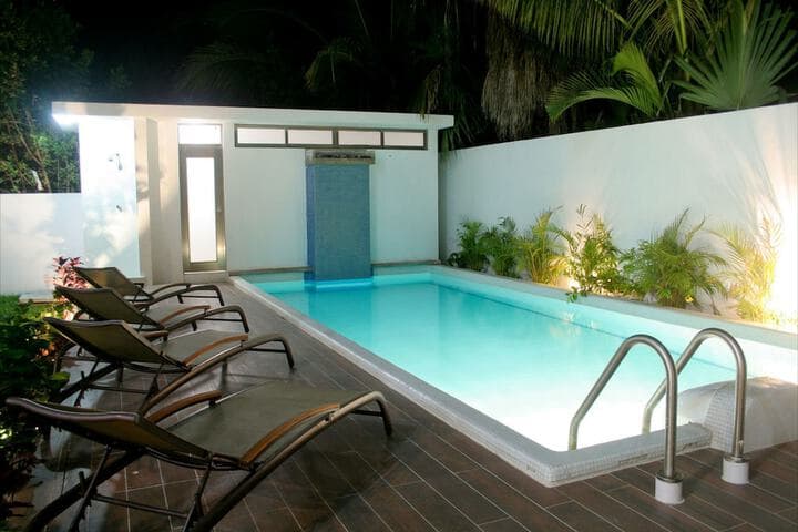 Acacia Condos photo 5