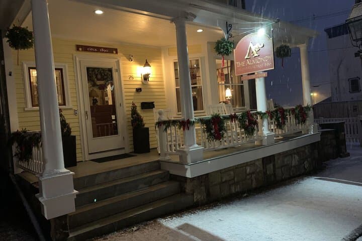 Almondy Inn photo 2