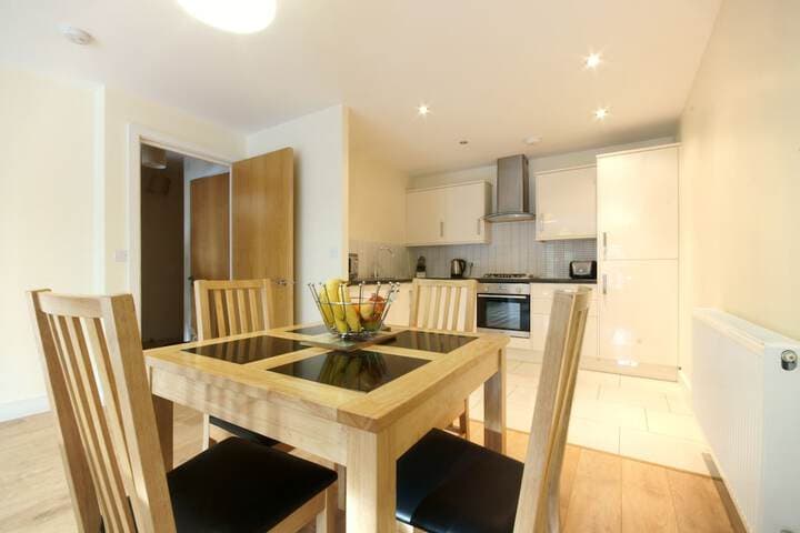Lodge Drive Apartments photo 3