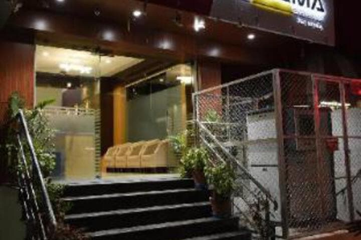 Hotel Raama Grand photo 1