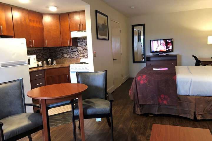 BEST WESTERN College Way Inn photo 2