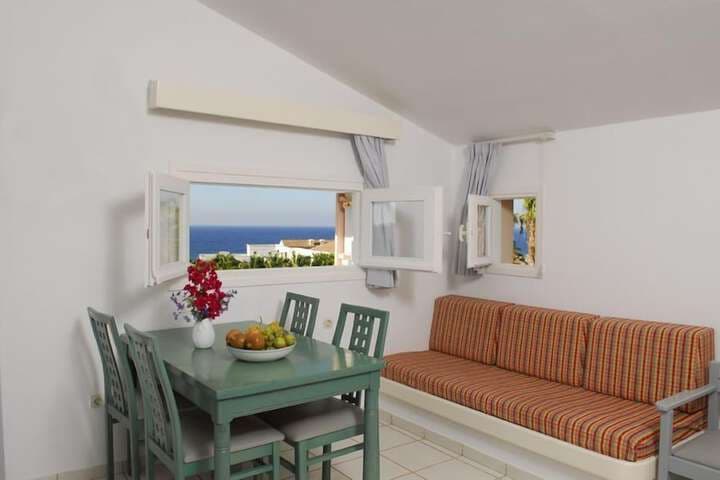 Golden Dream Apartments photo 5