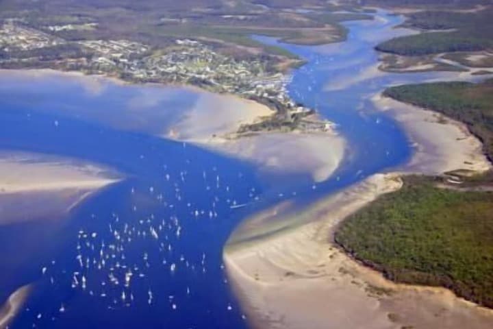 Dolphin Waters Tin Can Bay photo 2