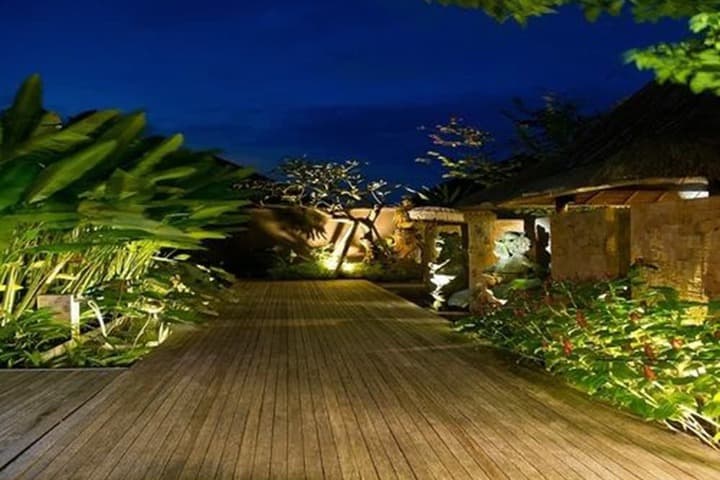 Komea Villa photo 3