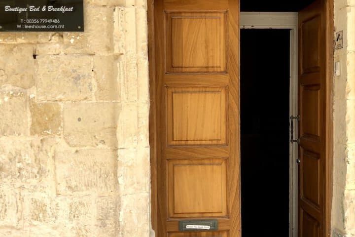 Lees House Bed & Breakfast Sliema photo 4