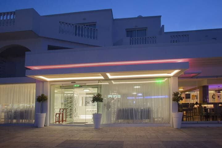 Princessa Vera Hotel Apartments photo 2