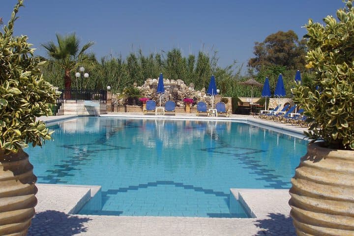 Paradise Apartments photo 5