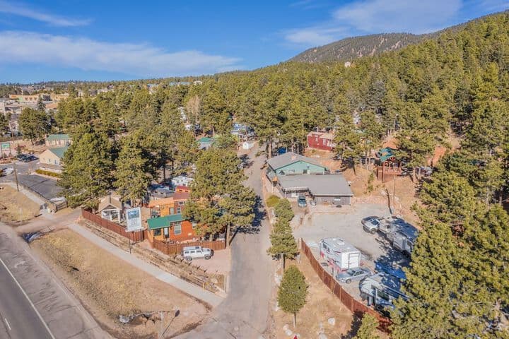 Tiny House!in the Mountains Near Pikes Peak W / ac photo 2