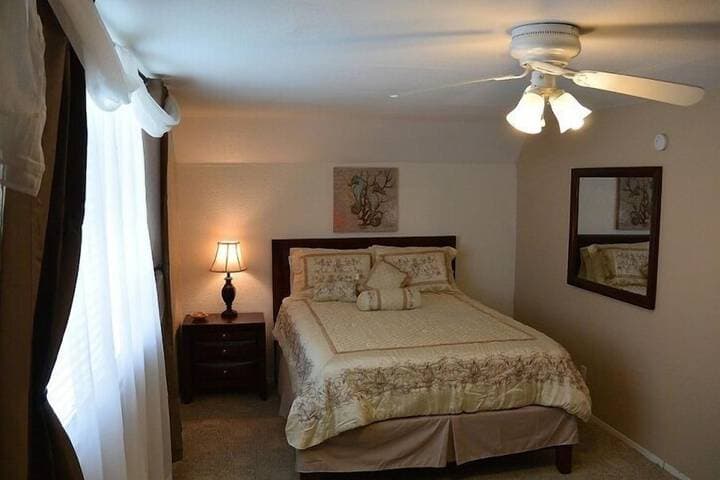 Gulf 4 Bedroom Condo by Fountain Vista Homes photo 2