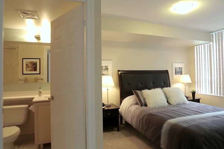 NAPA Furnished Suites Square One photo 1