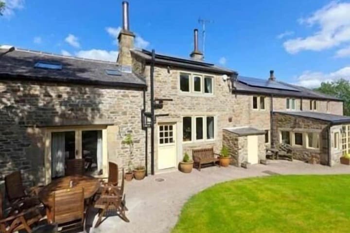 Throstle Nest Farm photo 2